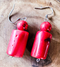 Load image into Gallery viewer, Red Coral and Howlite Earrings