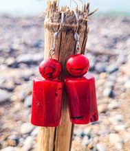 Load image into Gallery viewer, Red Coral and Howlite Earrings