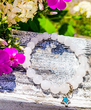 Load image into Gallery viewer, White Agate Bracelet With Star Charm