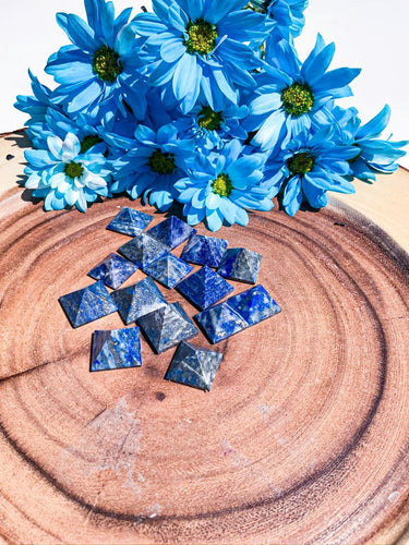 Lapis Lazuli Pyramid 1