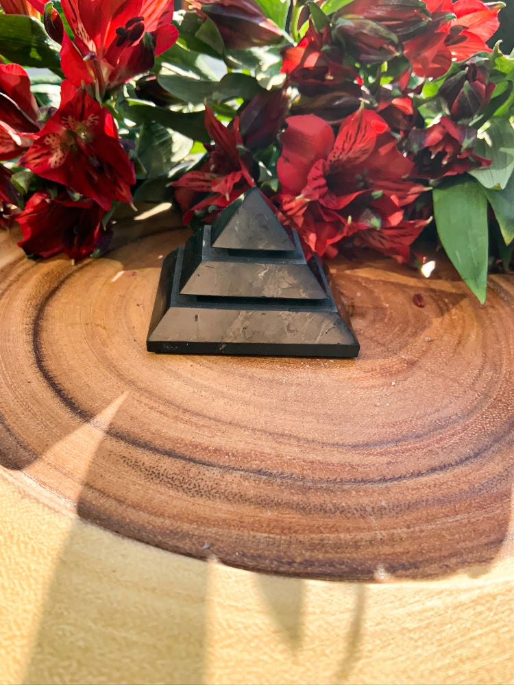 Shungite Sakkara Pyramid | Star Soul Metaphysics